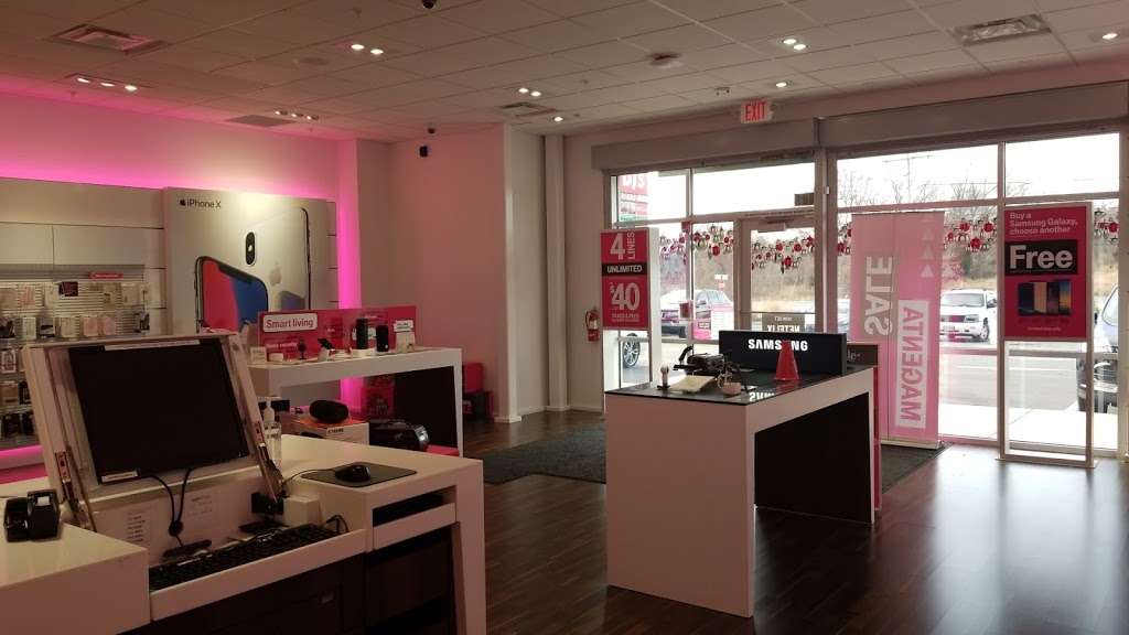 T-Mobile | 5323 U.S. 9 Bldg F, Howell, NJ 07731, USA | Phone: (732) 276-1698