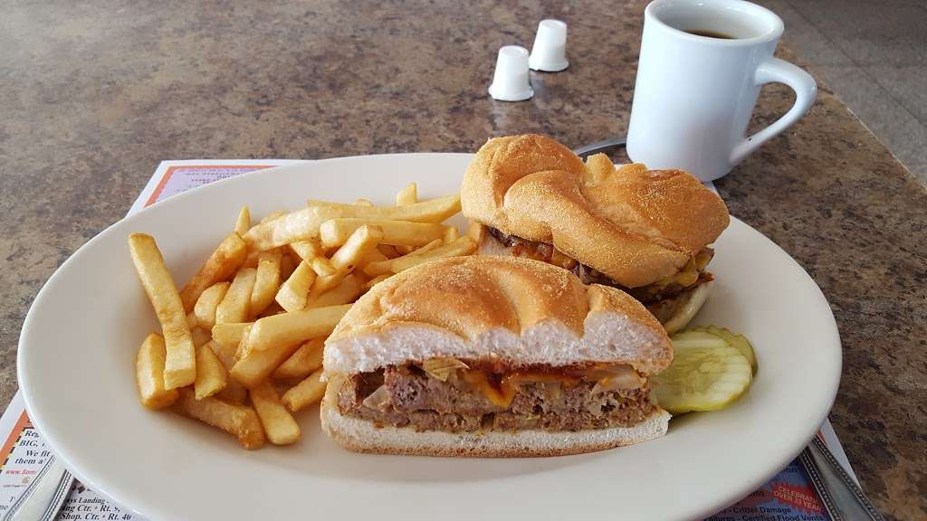Point Diner | 8 MacArthur Blvd, Somers Point, NJ 08244, USA | Phone: (609) 927-2284