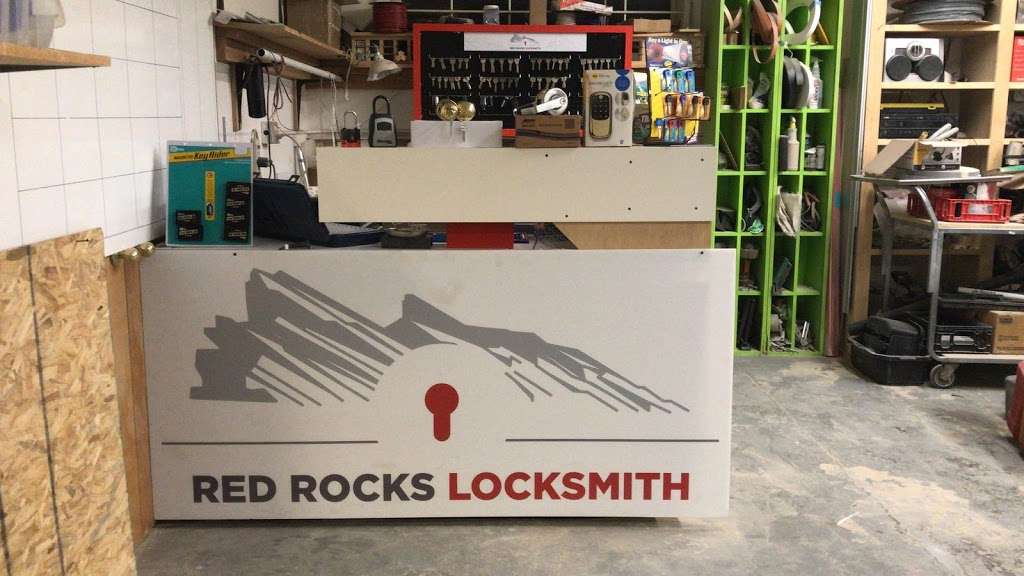 Red Rocks Locksmith Arvada | 5560 Harlan St, Arvada, CO 80002, USA | Phone: (720) 627-7008