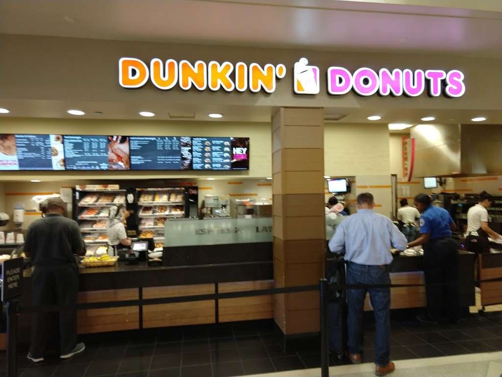 Dunkin Donuts | D12, Parking, PHL, Philadelphia, PA 19153, USA