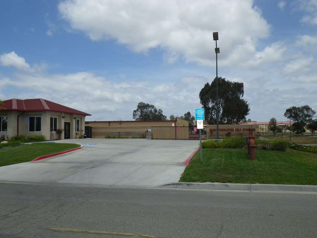 Camp Pendleton Self Storage | Bldg 16080 B St & 6th, Camp Pendleton North, CA 92055, USA | Phone: (760) 385-1122