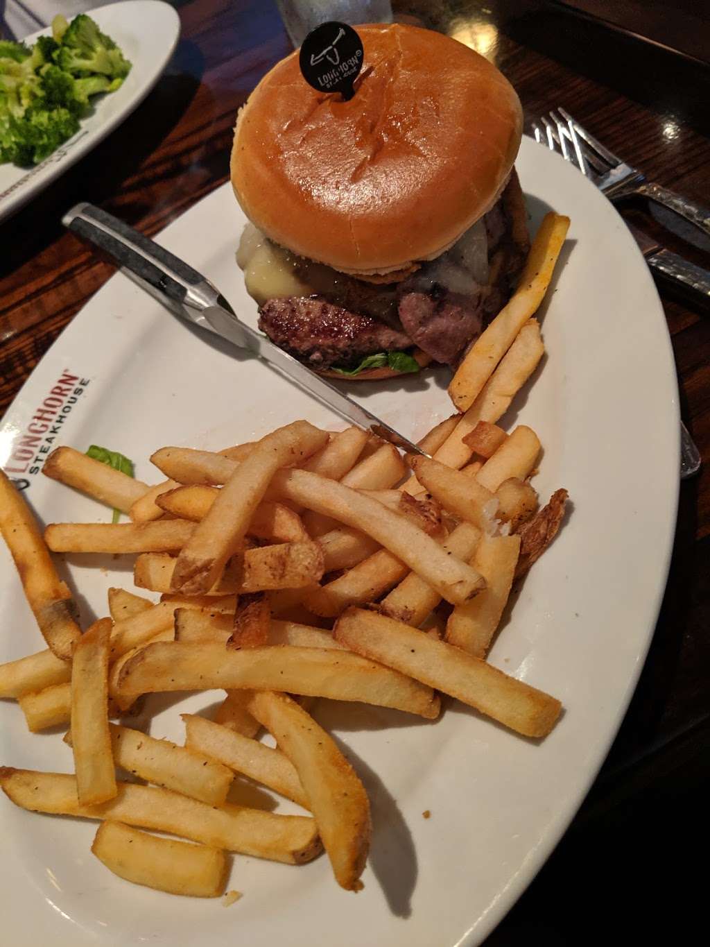 LongHorn Steakhouse | 59 Plaistow Rd, Haverhill, MA 01830, USA | Phone: (978) 556-9720