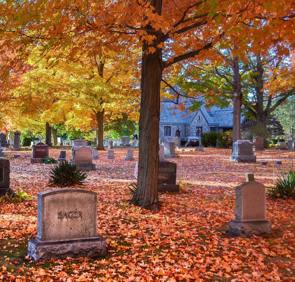 Lakeside Cemetery | 501 North Ave, Wakefield, MA 01880 | Phone: (781) 246-2256