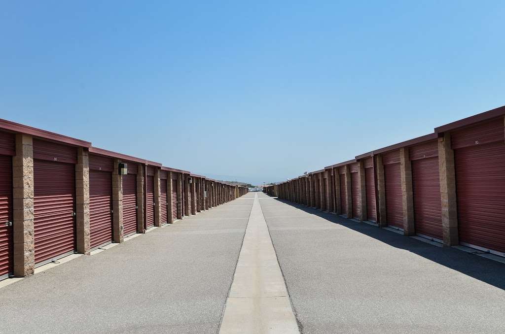 Universal Self Storage | 3086 Kendall Dr, San Bernardino, CA 92407, USA | Phone: (909) 880-2211