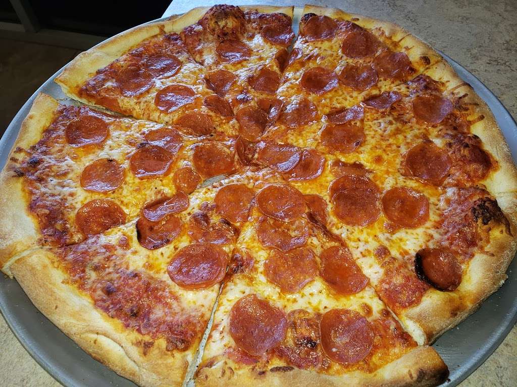 Manhattan Pizza | #190, 1411, 9870 W Lower Buckeye Rd, Tolleson, AZ 85353, USA | Phone: (623) 907-3337