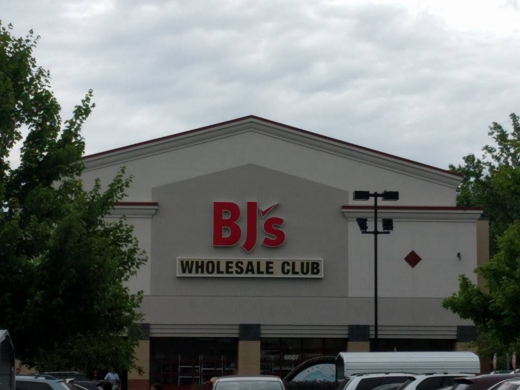 BJs Wholesale Club | 6607 Wilson Blvd, Falls Church, VA 22044, USA | Phone: (703) 286-3380