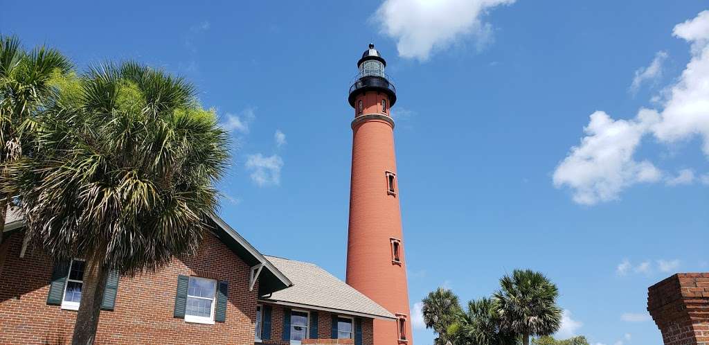 Gazebo & picnic area - Davies Light House Park | Ponce Inlet, FL 32127, USA