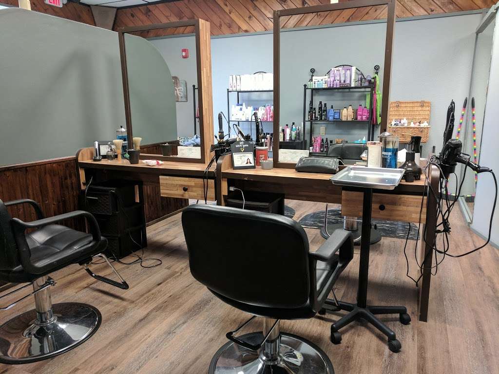 Philip Taylor Salon | 416 Daniel Webster Hwy # C, Merrimack, NH 03054 | Phone: (603) 424-6800