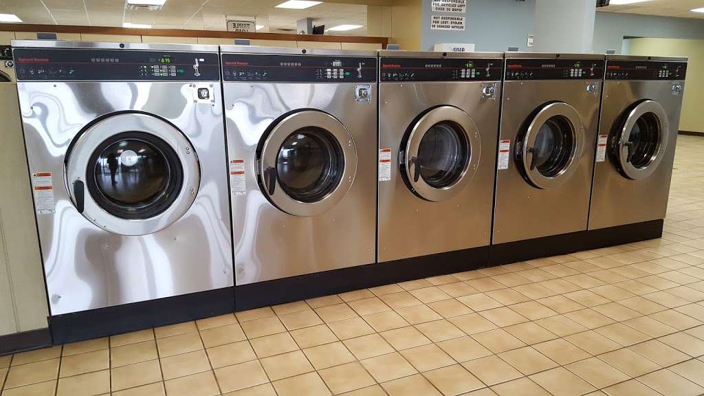 Carneys Laundromat | 3103 S Webster St, Kokomo, IN 46902, USA | Phone: (765) 455-1400