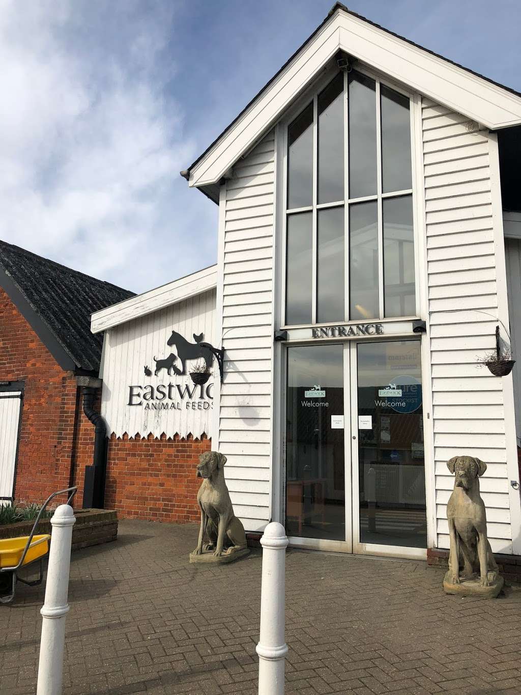 Eastwick Animal Feeds | Eastwick Lodge Farm, Harlow CM20 2QT, UK | Phone: 01279 442388