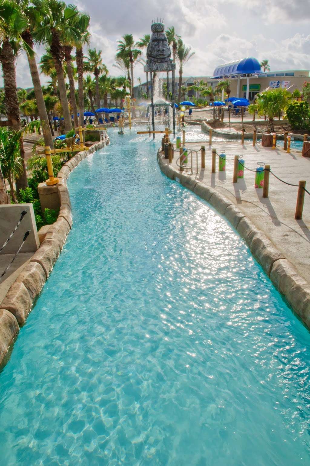 Moody Gardens Hotel, Spa and Convention Center | 7 Hope Blvd, Galveston, TX 77554, USA | Phone: (409) 741-8484