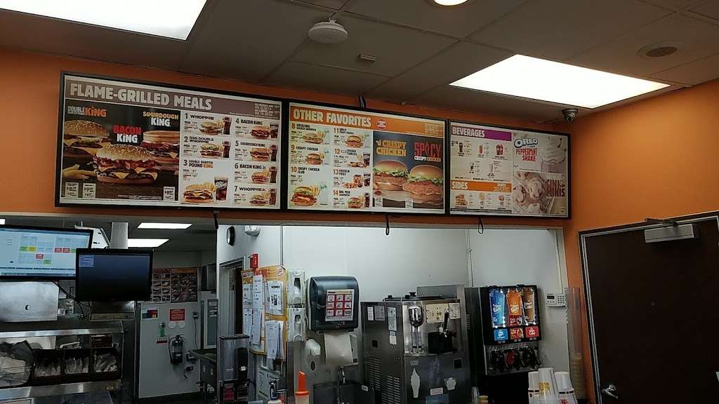 Burger King | 11740 S Route 59, Plainfield, IL 60585, USA | Phone: (779) 234-6826