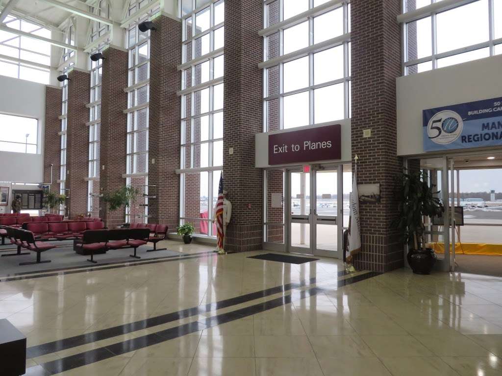 Manassas Regional Airport | 10600 Harry J Parrish Blvd, Manassas, VA 20110, USA | Phone: (703) 361-1882