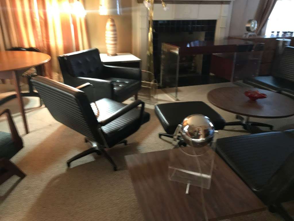 Dsr Vintage Furniture Appointment Only Business Furniture Store