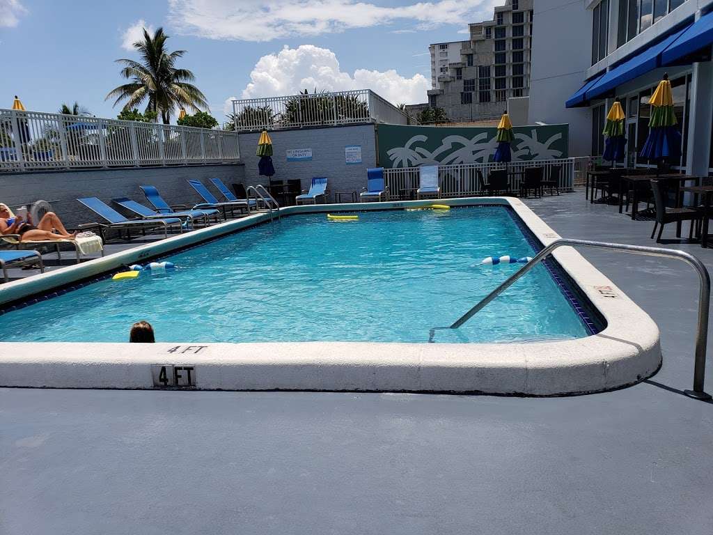 Courtyard by Marriott Fort Lauderdale Beach | 440 Seabreeze Blvd, Fort Lauderdale, FL 33316, USA | Phone: (954) 524-8733