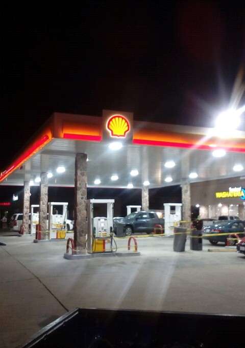 Shell | 12300 Beechnut St, Houston, TX 77072, USA | Phone: (281) 575-7770