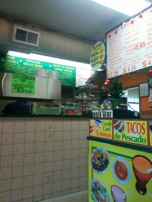 El Herradero Taqueria | 6828 S Pulaski Rd, Chicago, IL 60629 | Phone: (773) 284-8560