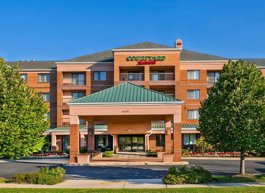 Courtyard by Marriott Dulles Town Center | 45500 Majestic Dr, Dulles, VA 20166 | Phone: (571) 434-6400