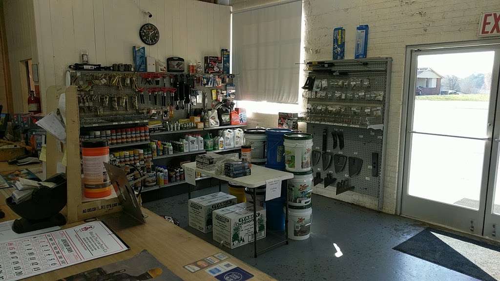 Hollar Tractor Parts Co | 4436 Section House Rd, Hickory, NC 28601 | Phone: (828) 256-2764