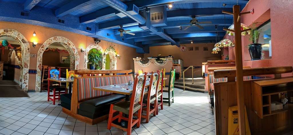 Cancun Mexican Restaurant | 175 Putnam Pike, Johnston, RI 02919, USA | Phone: (401) 232-0844