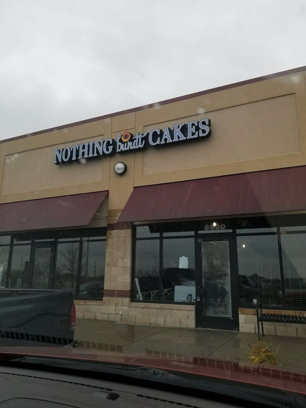 Nothing Bundt Cakes | 8930 NW Skyview Ave, Kansas City, MO 64154, USA | Phone: (816) 382-3800