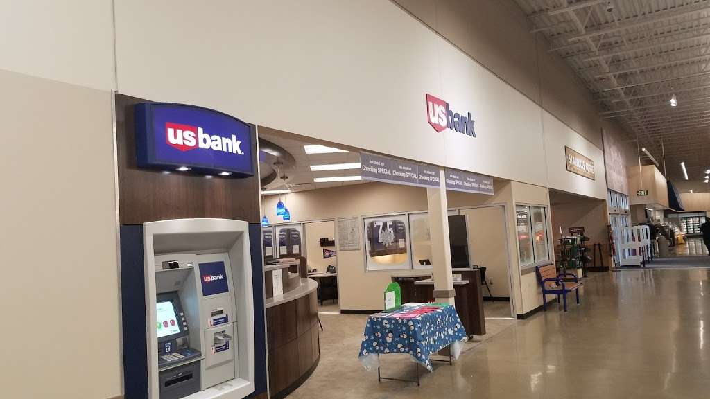 U.S. Bank Branch | 7701 Green Bay Rd, Kenosha, WI 53142 | Phone: (262) 237-6946