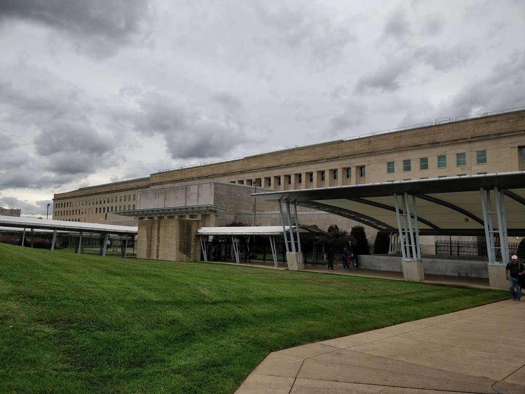 Pentagon Station | Arlington, VA 22202, USA