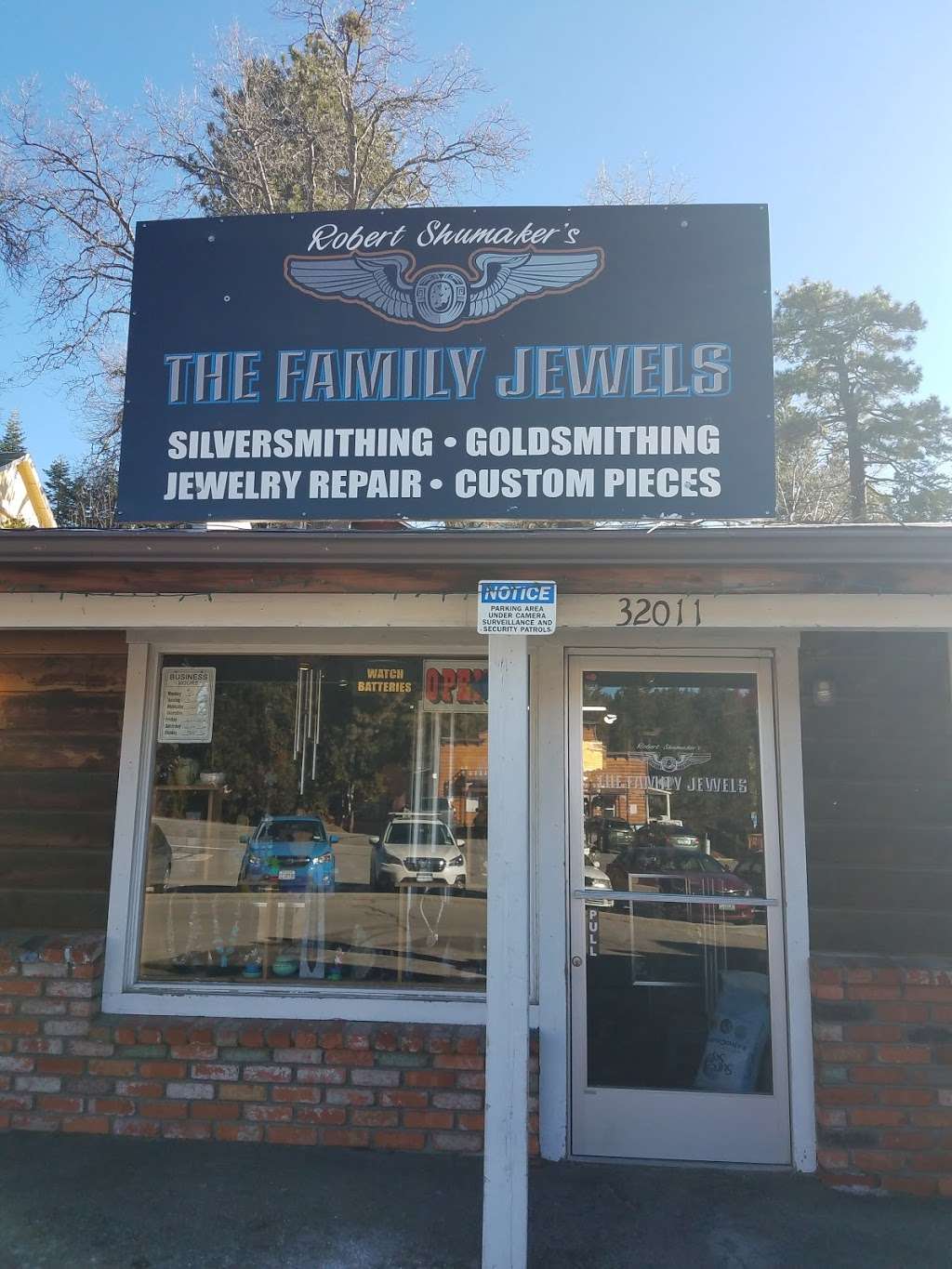 Family Jewels | 32013 Hilltop Blvd, Running Springs, CA 92382, USA | Phone: (909) 867-4900