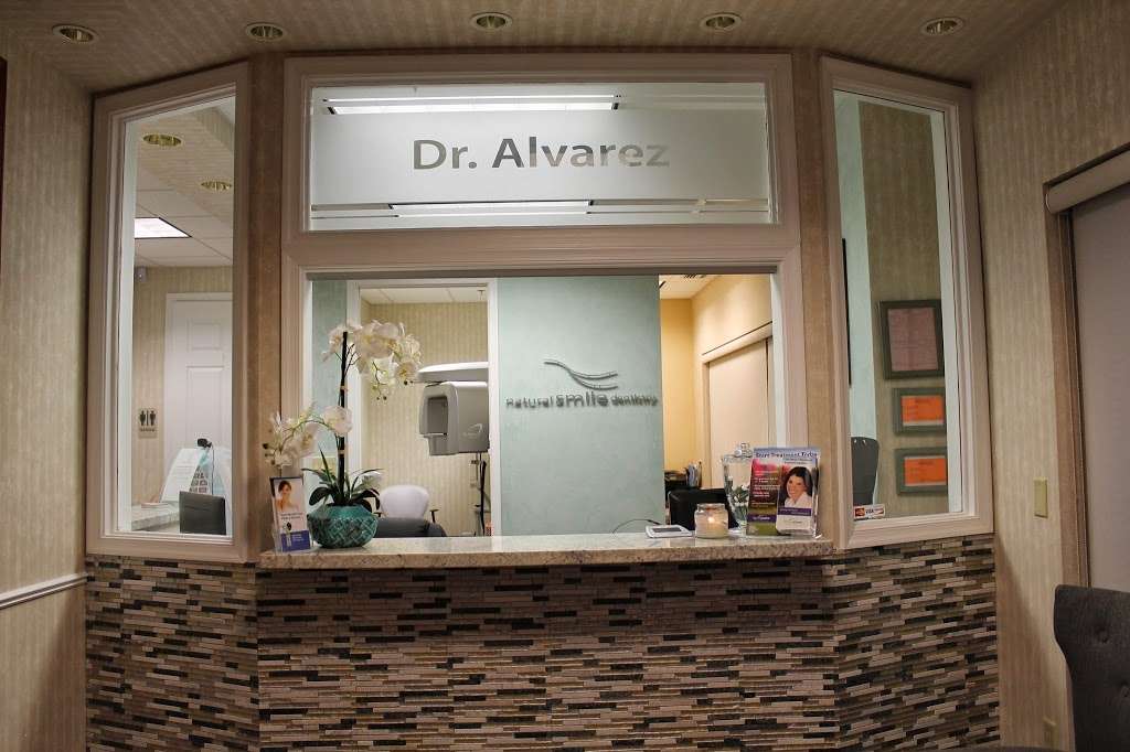 Natural Smile Dentistry | 11601 Kew Gardens Ave, Palm Beach Gardens, FL 33410, USA | Phone: (561) 656-5250