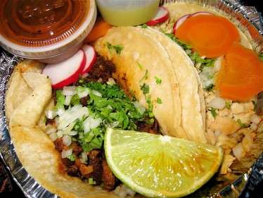 Los Molcajetes Mexican Restaurant | 211 Liberty Square, Norwalk, CT 06855 | Phone: (203) 831-9921