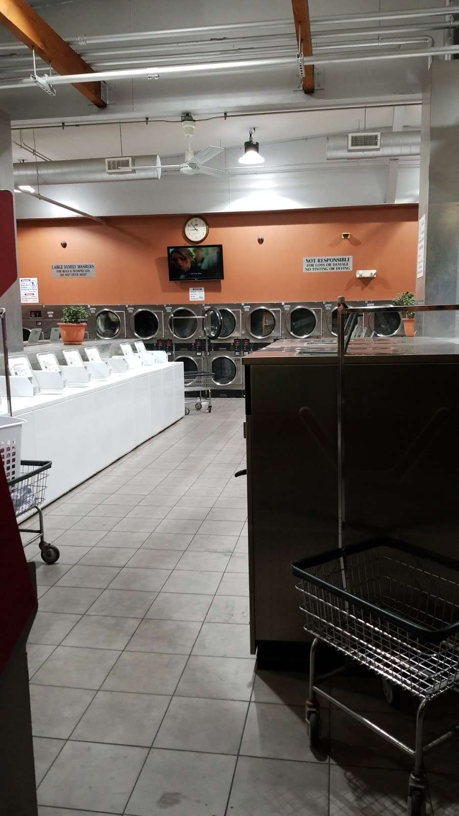 Joy Coin Laundry | 14840 Crenshaw Blvd, Gardena, CA 90249, USA | Phone: (310) 532-1013