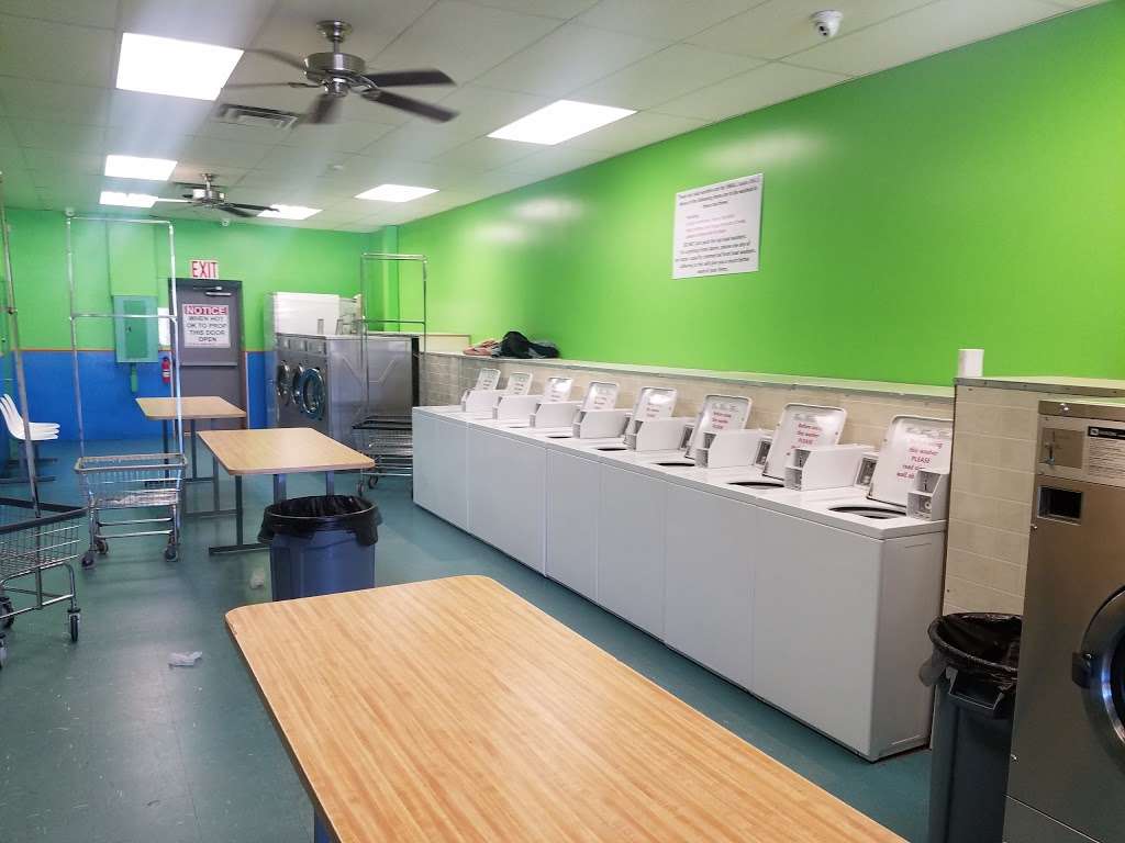 Blakeslee Laundromat | 248 PA-940, Blakeslee, PA 18610 | Phone: (570) 646-4223