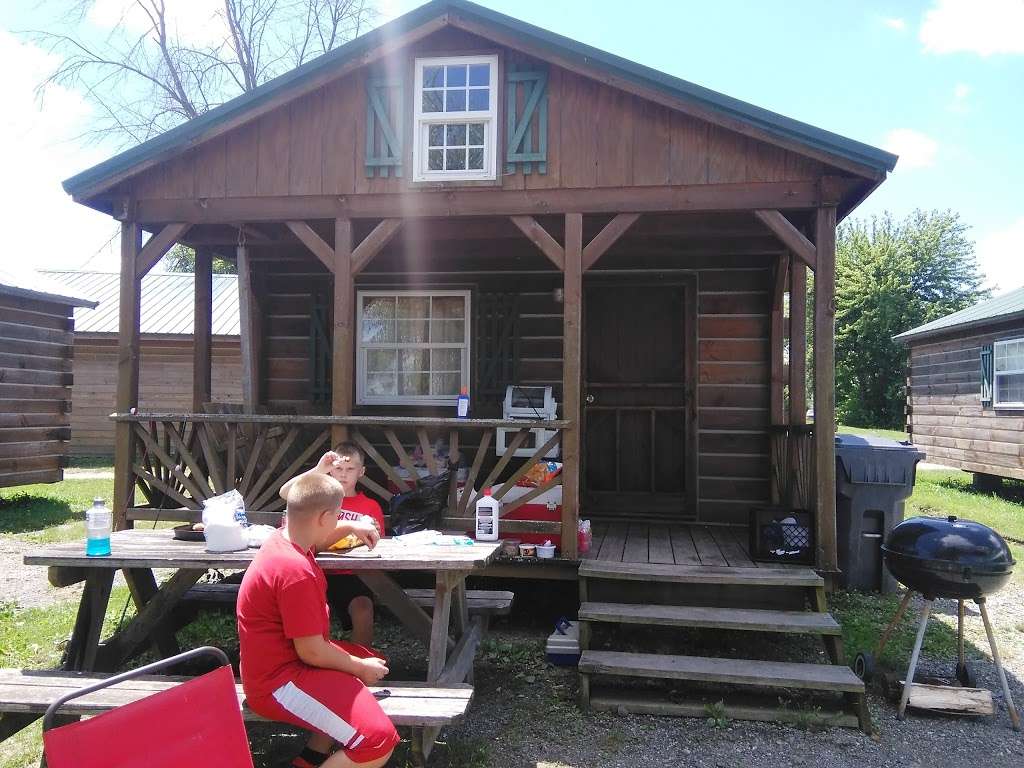 Pine Lake Fishing and Camping Resort | 5435 W State Rd 38, Pendleton, IN 46064 | Phone: (765) 778-3474