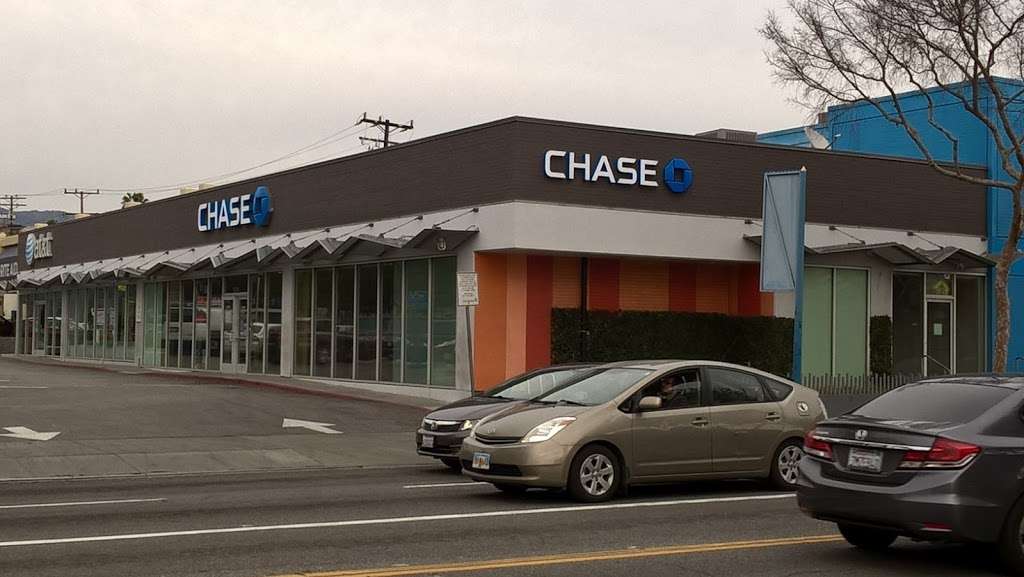 Chase Bank | 7073 Santa Monica Blvd, West Hollywood, CA 90038, USA | Phone: (323) 469-1824