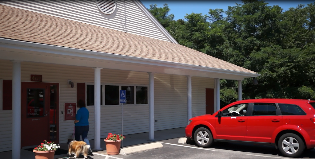 Raynham Veterinary Hospital, Inc. | 402 S St E, Raynham, MA 02767 | Phone: (508) 823-8443