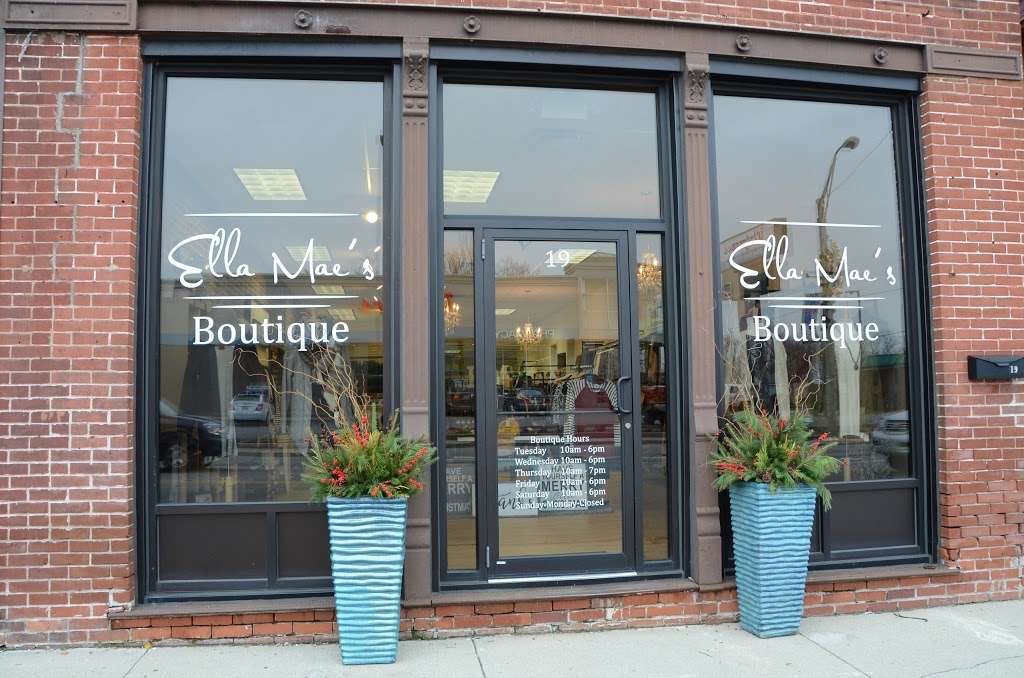 Ella Maes Boutique | 19 N Green St, Brownsburg, IN 46112 | Phone: (317) 939-0151