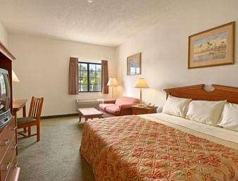 Days Inn & Suites by Wyndham Cambridge | 2917 Ocean Gateway, Cambridge, MD 21613, USA | Phone: (410) 630-4105
