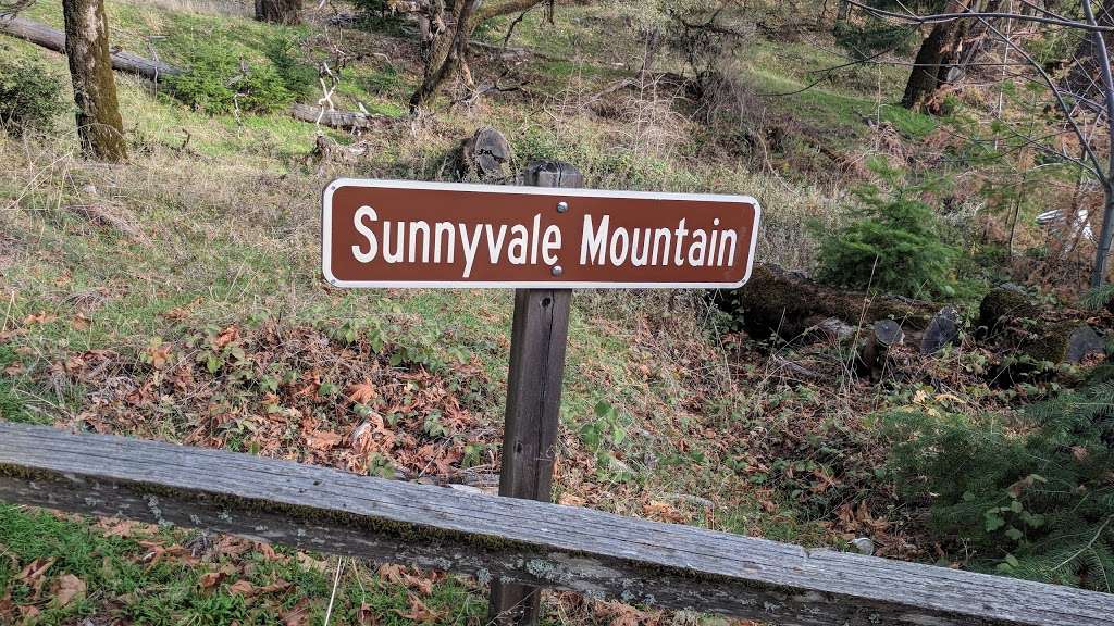 Sunnyvale Mountain Trailhead | 16868 Skyline Blvd, Saratoga, CA 95070, USA