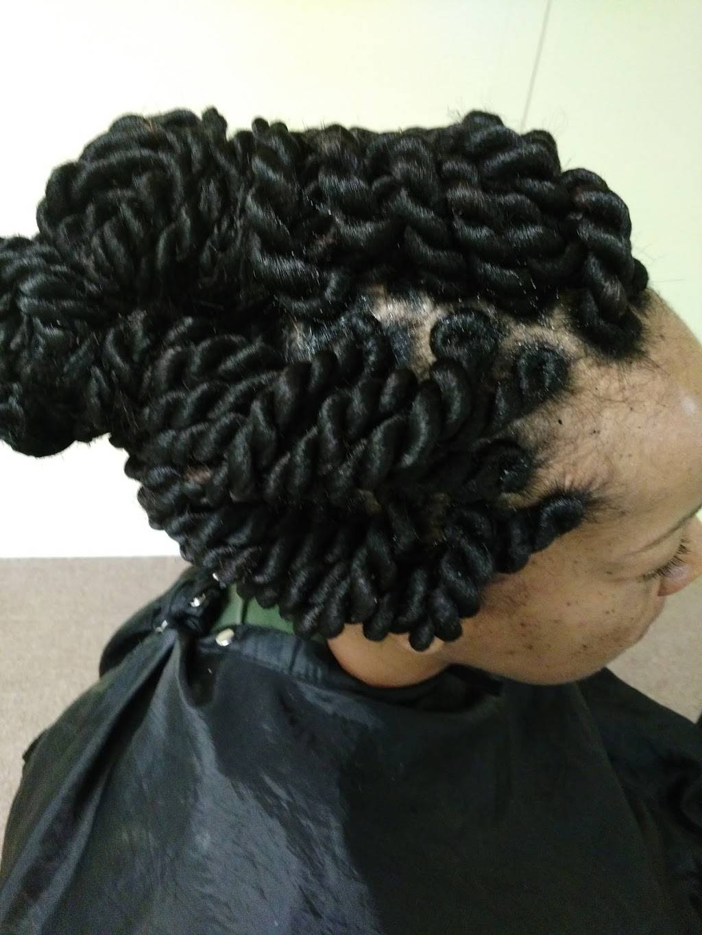 Africa Family Hair Braiding | 601 S Main St suite d, Goodlettsville, TN 37072, USA | Phone: (615) 481-3257