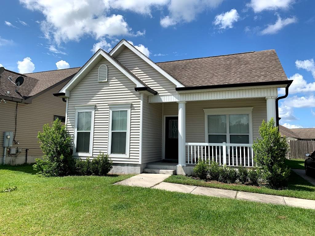 Joes Gutters & Patios Gretna | 701 Bannerwood Dr, Gretna, LA 70056, USA | Phone: (504) 813-4293