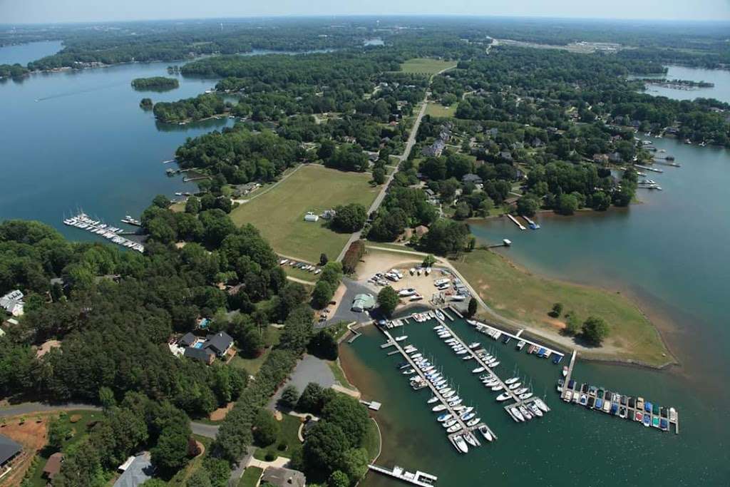 All Seasons Marina and BoatYard | 827 Langtree Rd, Mooresville, NC 28117, USA | Phone: (704) 892-3478