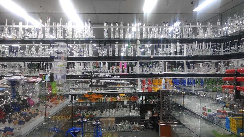 Arizona Smoker | 6670 W Cactus Rd #106, Glendale, AZ 85304, USA | Phone: (623) 773-3080