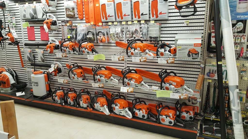 MARTIN'S HARDWARERENTAL & PET 3288 Main St, East Troy, WI 53120, USA