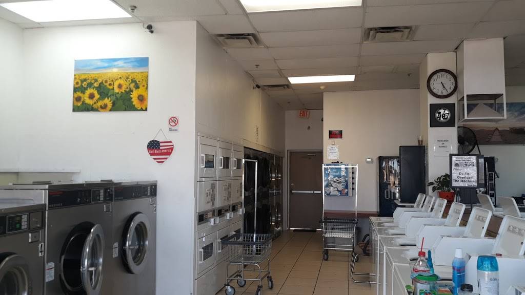 Mirage Coin Laundry | 12102 W Thunderbird Rd, El Mirage, AZ 85335, USA | Phone: (213) 453-2499