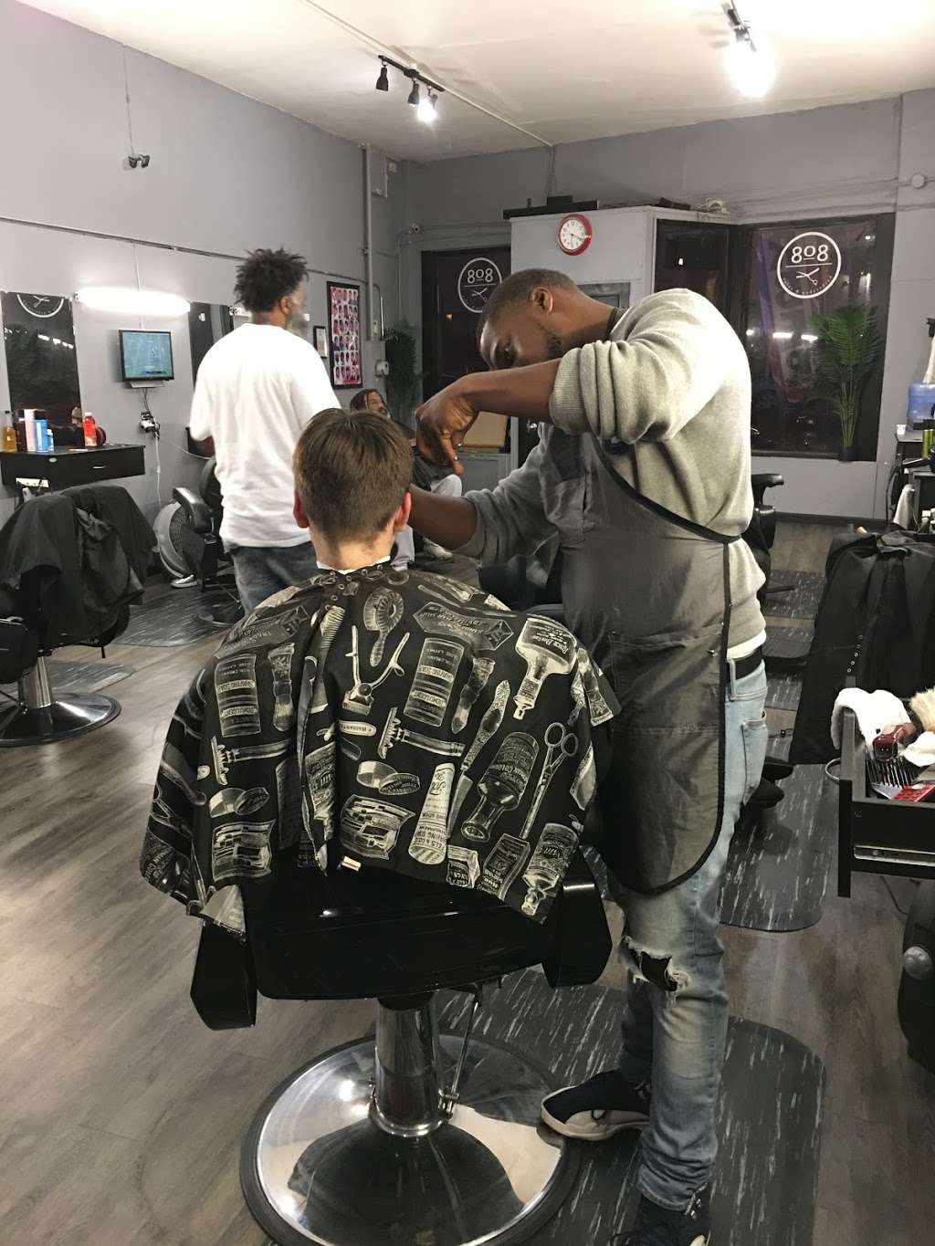 808 Barbershop and Salon | 8919 MacArthur Blvd, Oakland, CA 94605, USA | Phone: (808) 856-1429