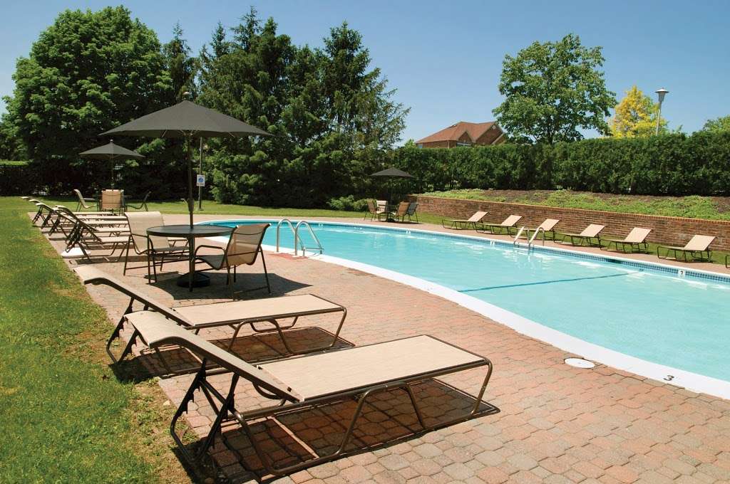 The Brooke at Peachtree Village | 1988 Presidential Dr, Whitehall, PA 18052, USA | Phone: (610) 799-4310