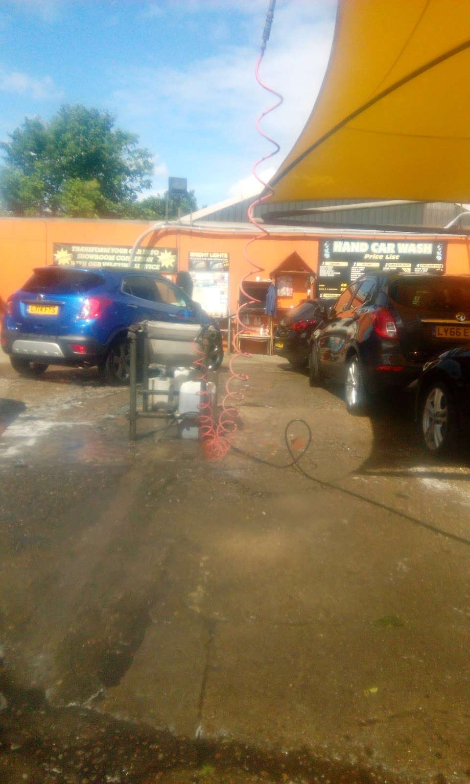 Northfleet Hand Car Wash | Northfleet, Gravesend DA11 9HB, UK | Phone: 01474 249015