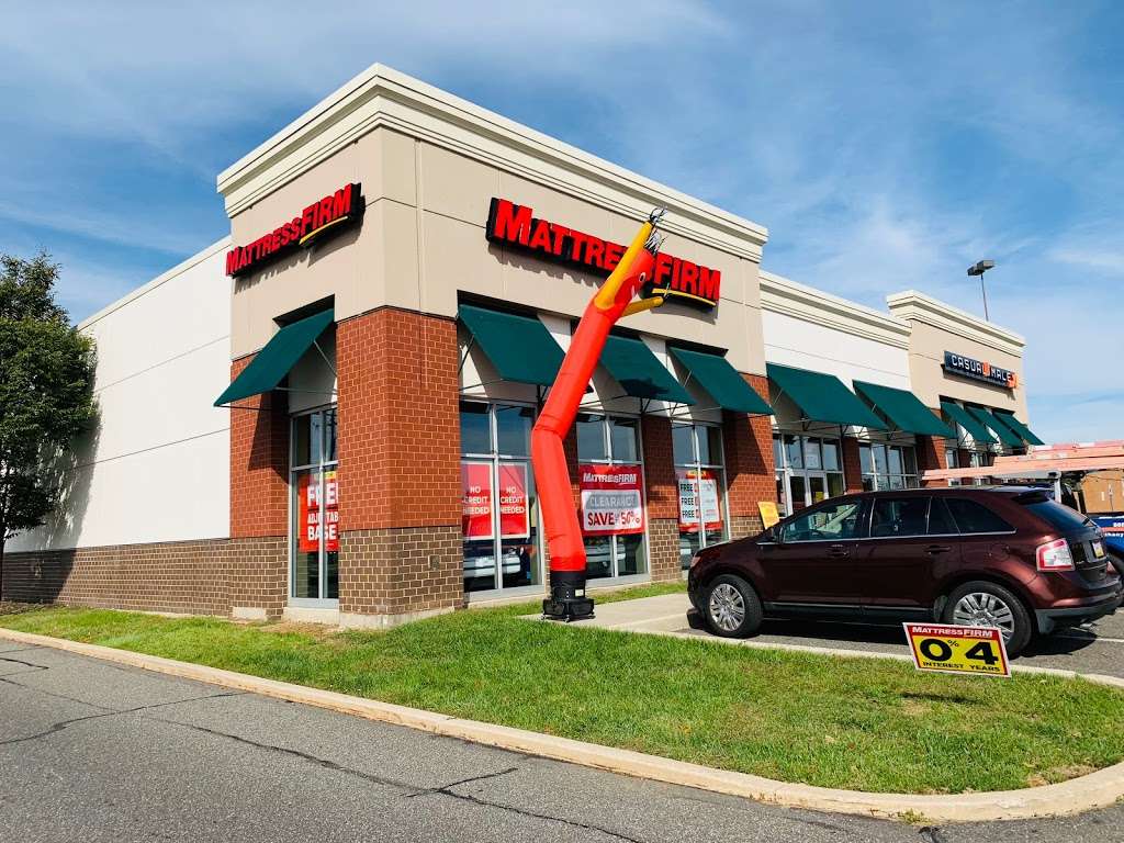 Mattress Firm Quartermaster Plaza | 2304 W Oregon Ave, Philadelphia, PA 19145, USA | Phone: (215) 336-3700