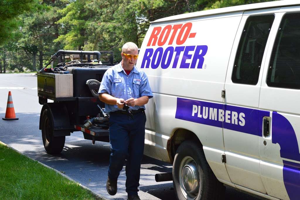 Roto-Rooter Plumbing & Water Cleanup | 2554 Ford Rd, Bristol, PA 19007, USA | Phone: (215) 399-1254