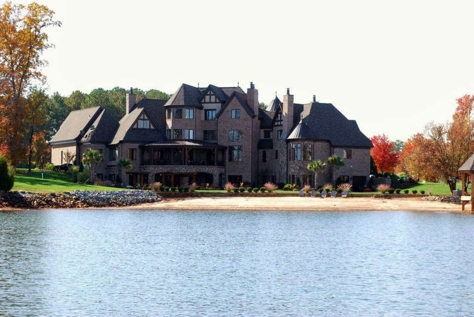 Lake Norman Realty - Rich Percudani | 630 Williamson Rd, Mooresville, NC 28117, USA | Phone: (828) 446-2460